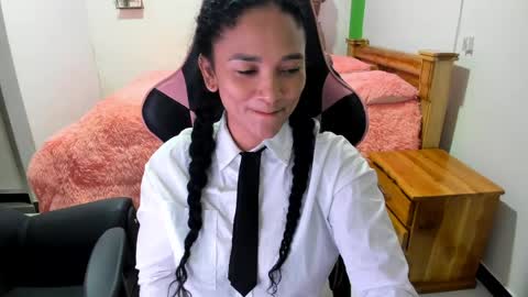 Danna online show from April 2026 04:59:02 PM