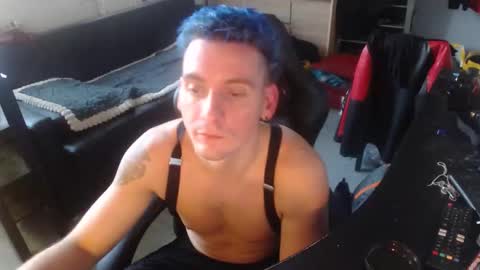 Rayzel online show from November 2025 02:59:02 PM