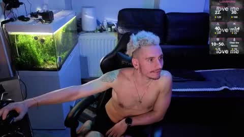 Snapshot of rayzel31 chatting on February 2026 12:05:02 AM Rayzel online show from February 2026 12:05:02 AM