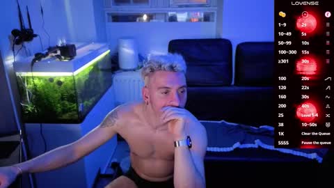 Snapshot of rayzel31 chatting on February 2026 01:56:02 AM Rayzel online show from February 2026 01:56:02 AM