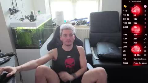 Snapshot of rayzel31 chatting on February 2026 01:31:01 PM Rayzel online show from February 2026 01:31:01 PM