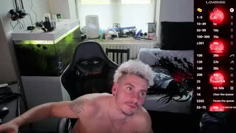 Rayzel online show from March 2026 04:15:01 PM