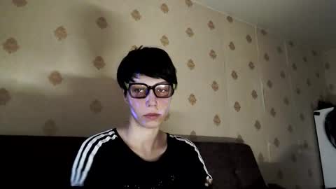 Snapshot of raziel_haze chatting on November 2025 01:12:02 PM Yrriel Strife Candy-Demon Caveboy mr. Cringe online show from November 2025 01:12:02 PM