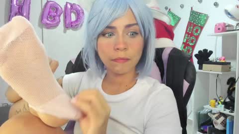 Snapshot of rea_winry chatting on December 2024 04:49:02 AM Rea online show from December 2024 04:49:02 AM