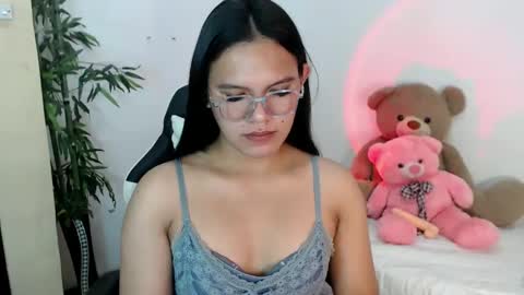 Snapshot of ready2care4youbabe chatting on January 2025 02:57:02 AM Beth online show from January 2025 02:57:02 AM