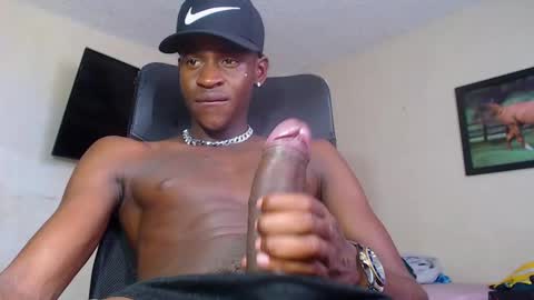 Snapshot of real1dk chatting on February 2025 07:29:01 PM Sthith online show from February 2025 07:29:01 PM
