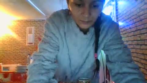 real_coupl3 online show from January 2026 12:18:02 PM