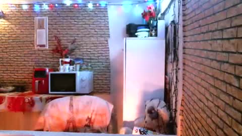 Snapshot of real_coupl3 chatting on January 2026 08:34:01 PM real_coupl3 online show from January 2026 08:34:01 PM