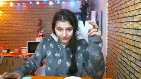 Snapshot of real_coupl3 chatting on February 2026 07:24:02 AM real_coupl3 online show from February 2026 07:24:02 AM