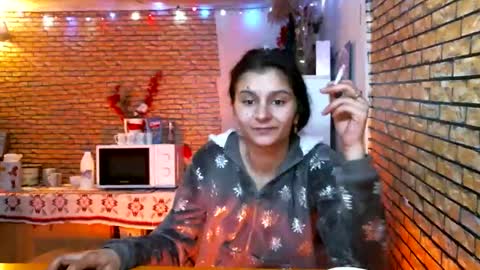 Snapshot of real_coupl3 chatting on February 2026 08:51:01 AM real_coupl3 online show from February 2026 08:51:01 AM