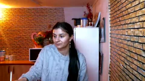 Snapshot of real_coupl3 chatting on February 2026 08:49:02 PM real_coupl3 online show from February 2026 08:49:02 PM