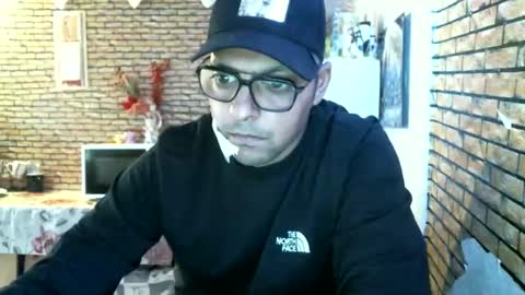 real_coupl3 online show from April 2026 08:29:02 AM