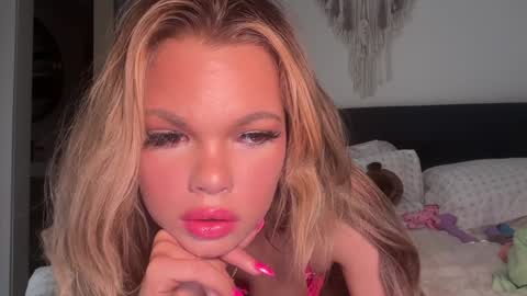 Snapshot of realjadebri chatting on January 2025 02:25:01 AM Jade online show from January 2025 02:25:01 AM