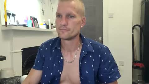 Snapshot of reallyman7 chatting on July 2026 03:00:02 PM Ask me online show from July 2026 03:00:02 PM