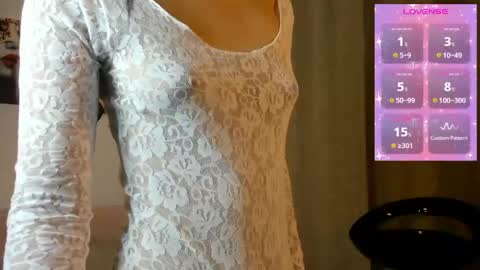 Snapshot of rebeca_marchetti chatting on June 2026 09:10:01 PM Rebeca Marchetti online show from June 2026 09:10:01 PM