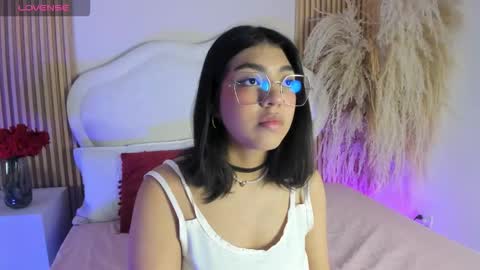 Snapshot of rebeca_taylor_ chatting on February 2026 12:25:01 PM rebeca_taylor_ online show from February 2026 12:25:01 PM