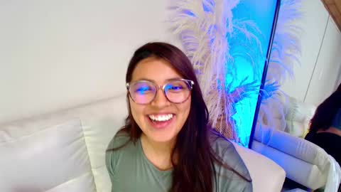 Rebeca Williams online show from February 2025 06:00:01 AM