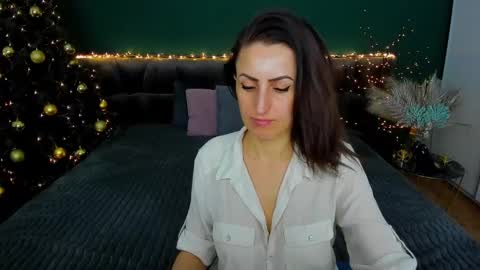 Snapshot of rebecca_diamonds chatting on January 2025 09:52:02 AM rebecca_diamonds online show from January 2025 09:52:02 AM