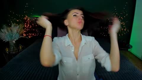 Snapshot of rebecca_diamonds chatting on February 2025 06:49:02 AM rebecca_diamonds online show from February 2025 06:49:02 AM