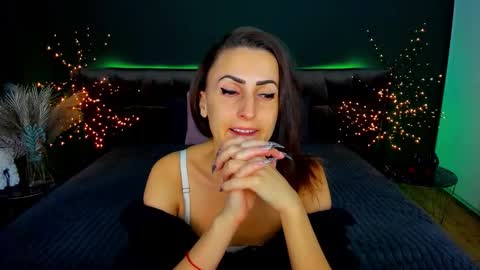 Snapshot of rebecca_diamonds chatting on November 2025 07:51:02 AM rebecca_diamonds online show from November 2025 07:51:02 AM