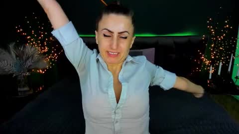 rebecca_diamonds online show from January 2026 06:39:02 AM