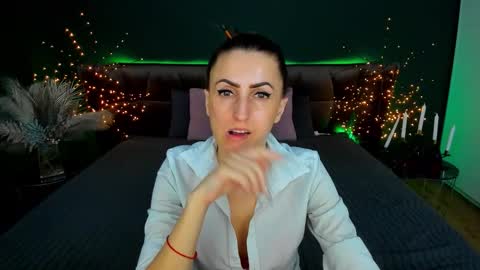 rebecca_diamonds online show from March 2026 07:48:02 AM