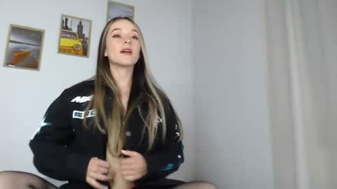 Snapshot of rebecca_johonsonn chatting on February 2025 01:14:02 AM Becca Johnsoon online show from February 2025 01:14:02 AM