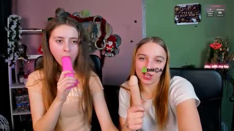 rebecca_smile_ online show from January 2026 05:27:02 PM