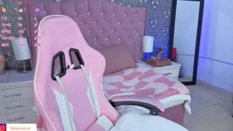 Snapshot of rebekah_mercer chatting on February 2026 04:41:01 AM Rebekah online show from February 2026 04:41:01 AM