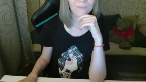 RebesaOlset online show from September 2025 03:39:01 PM