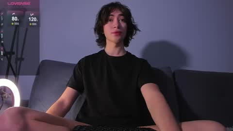 Alan online show from December 2025 05:50:02 AM