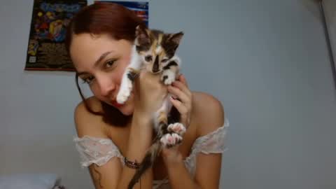 Lorena online show from September 2025 10:56:02 PM