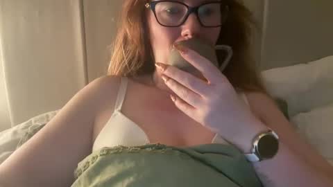 Rosie online show from October 2025 04:46:01 AM