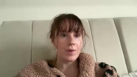 Rosie online show from November 2025 09:31:02 AM