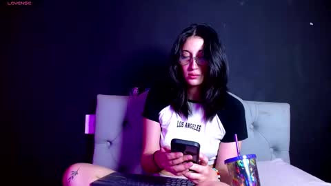 IG   OF red moonn online show from December 2025 04:51:01 AM