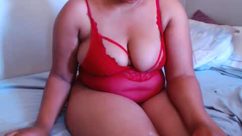 Snapshot of redbonexx22 chatting on February 2026 06:40:02 AM redbonexx22 online show from February 2026 06:40:02 AM