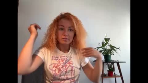 reddgirll online show from February 2025 02:46:02 PM