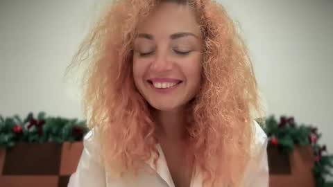 reddgirll online show from November 2025 12:14:02 AM