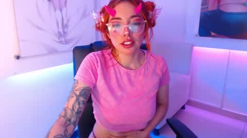 Snapshot of redgirrl_77 chatting on June 2026 12:02:01 PM Mere online show from June 2026 12:02:01 PM