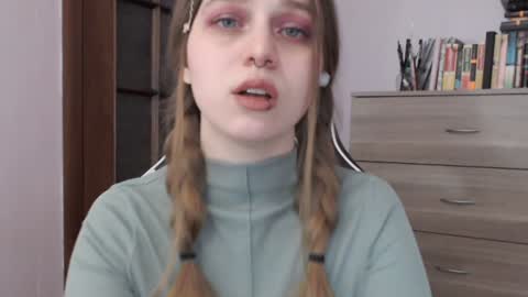 Lily online show from January 2025 03:38:01 AM