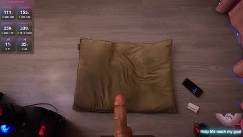 Redhead Shark online show from November 2025 01:12:02 PM