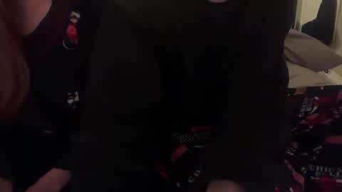 Redhead and BigPeenar online show from December 2025 11:23:01 PM