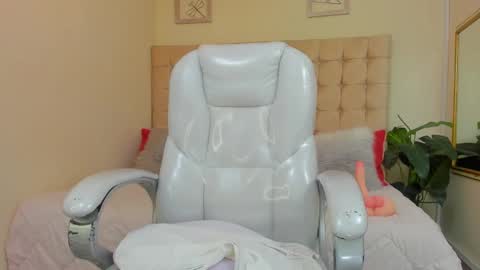 Lupe online show from March 2025 10:46:01 AM