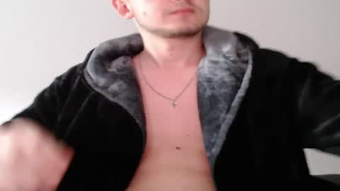 Tobias online show from July 2026 01:51:01 PM