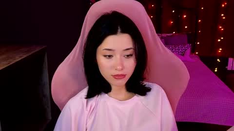 Snapshot of redmidnight_ chatting on May 2026 08:57:02 PM Kiara online show from May 2026 08:57:02 PM