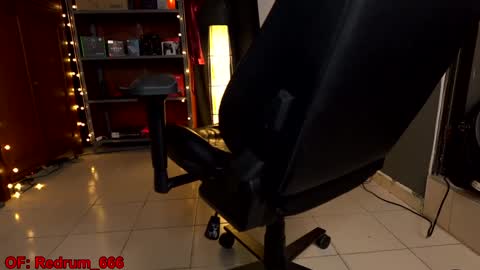 Red online show from December 2024 04:27:02 AM