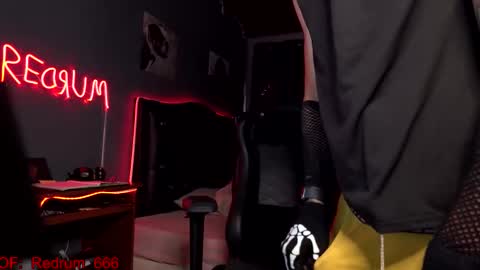 Red online show from September 2025 05:28:01 PM