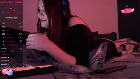 Red online show from November 2025 11:48:02 PM