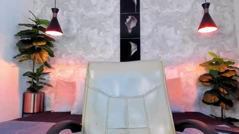 Regan online show from December 2025 09:32:02 PM