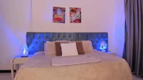 Regina online show from October 2025 12:58:01 PM